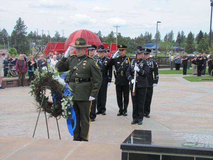 City Of Coeur Dalene Hundreds Turn Out For To Honor Fallen Officers 8041