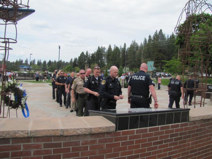 City Of Coeur Dalene Hundreds Turn Out For To Honor Fallen Officers 1358